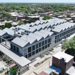 Vista aérea conceptual del Centro de Salud de Castilla en Piura, ejecutado bajo la metodología Fast Track por ZHI Ingenieros en tiempo récord (G2G).