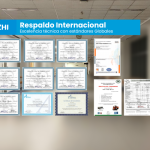 Especialista certificado de ZHI realizando medición técnica en instalación de gases medicinales bajo norma NFPA 99.