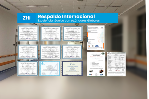 Especialista certificado de ZHI realizando medición técnica en instalación de gases medicinales bajo norma NFPA 99.