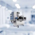 Central de vacío clínico con compresores dúplex instalada en entorno hospitalario, bajo norma NFPA 99