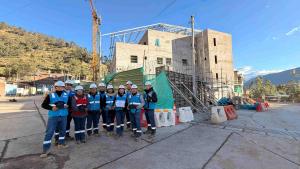 Equipo ZHI en obra — Mejor Subcontrata del mes de junio 2026, reconocimiento OHLA, Chiquián